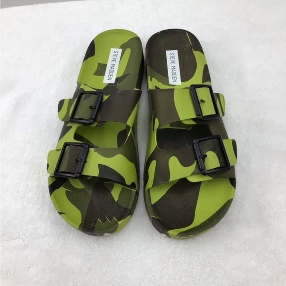 Steve Madden Evanne Green and Black Camouflage Sandals